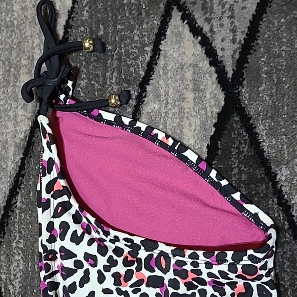 Xhilaration Leopard Print String Bikini Swim Bottom - Picture 3 of 9